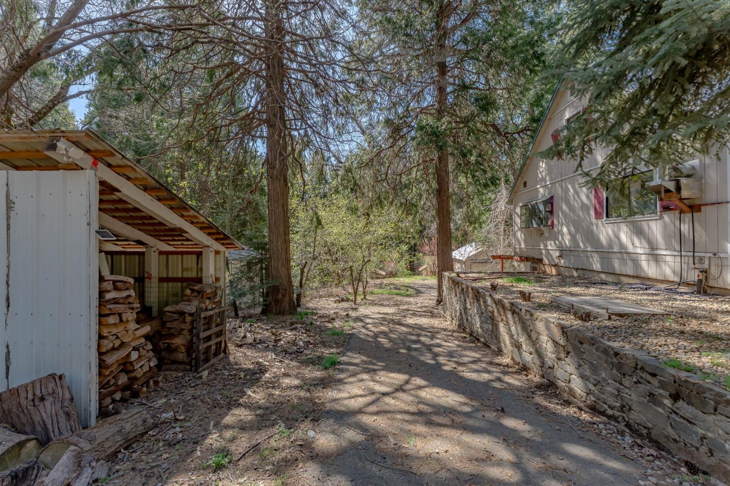 Detail Gallery Image 2 of 25 For 2880 Polaris St, Pollock Pines,  CA 95726 - 4 Beds | 2 Baths