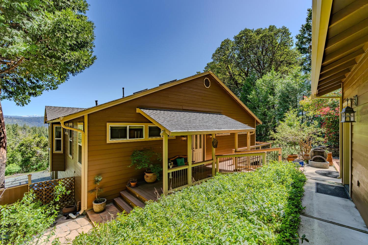 Detail Gallery Image 8 of 75 For 16724 Alpine Dr, Pioneer,  CA 95666 - 3 Beds | 2/1 Baths