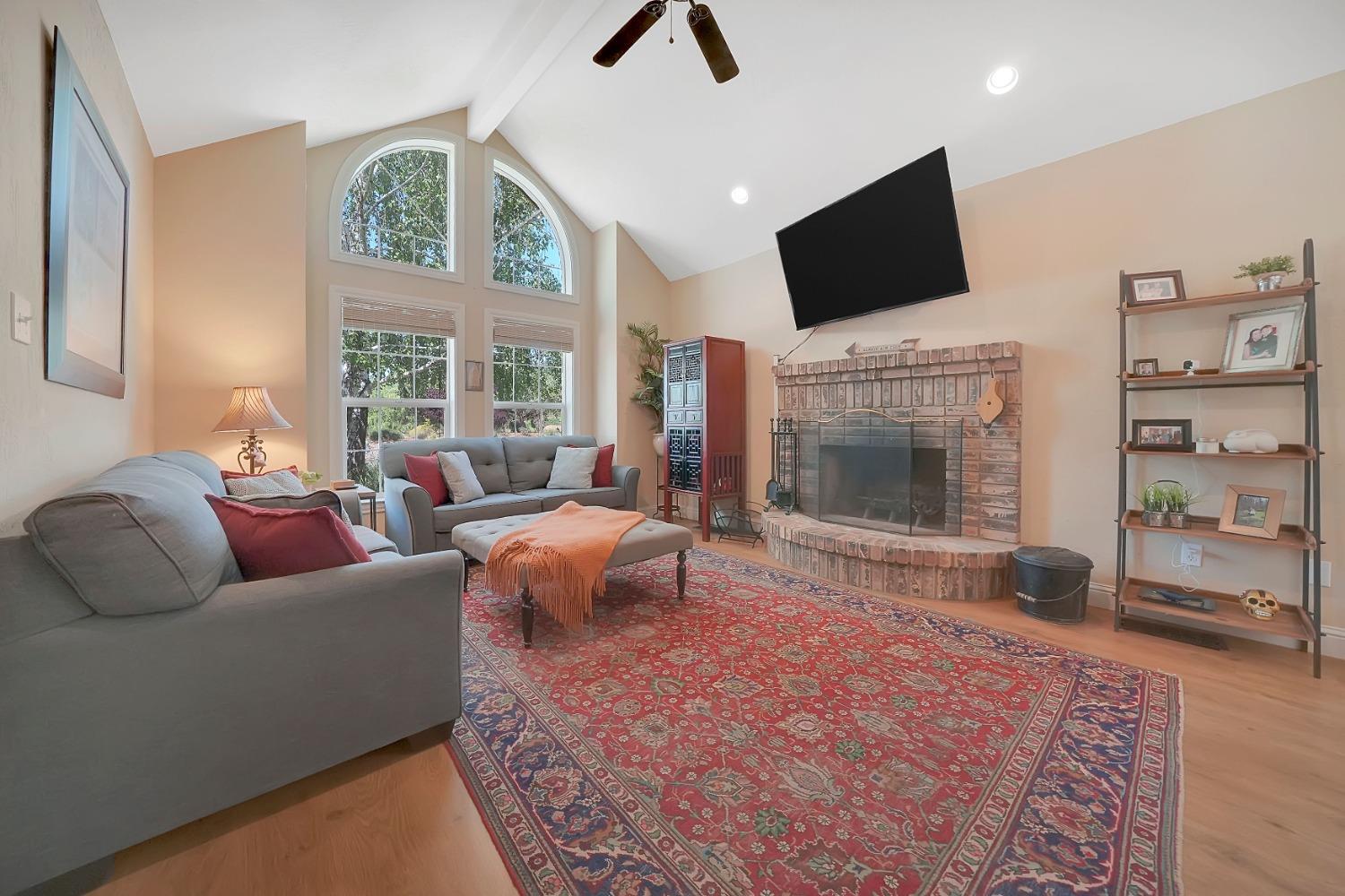 Detail Gallery Image 14 of 95 For 4784 Circle Hill Dr, Valley Springs,  CA 95252 - 3 Beds | 2 Baths