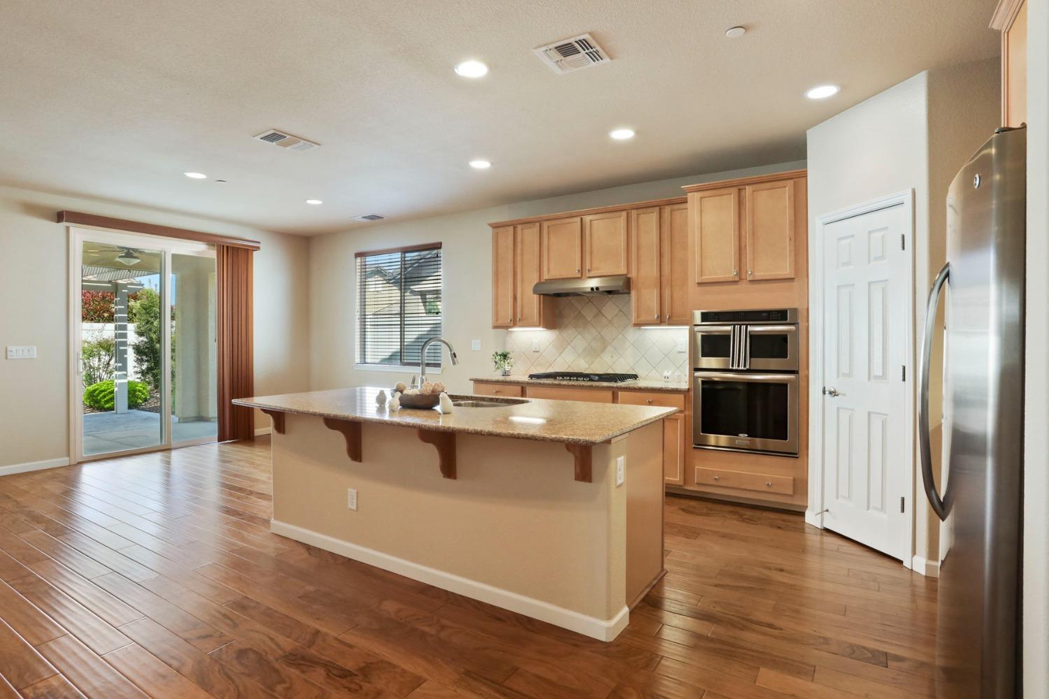 Detail Gallery Image 2 of 71 For 2681 Roseberry Ave, Manteca,  CA 95336 - 2 Beds | 2 Baths