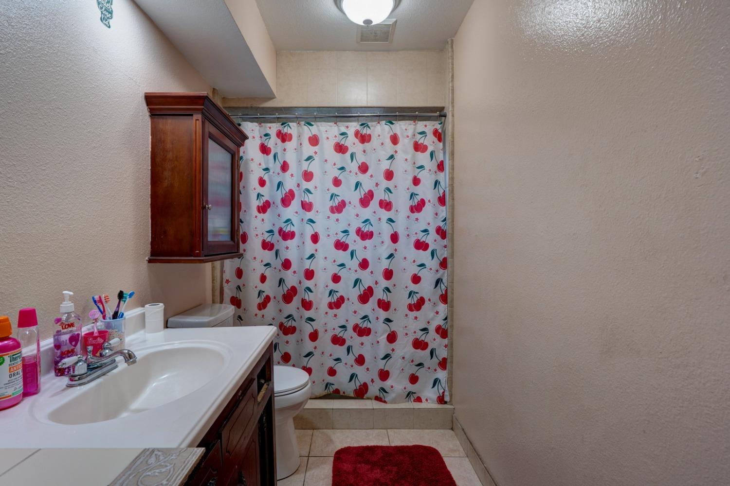 Detail Gallery Image 24 of 41 For 6555 Eden Ave, Winton,  CA 95388 - 4 Beds | 2 Baths