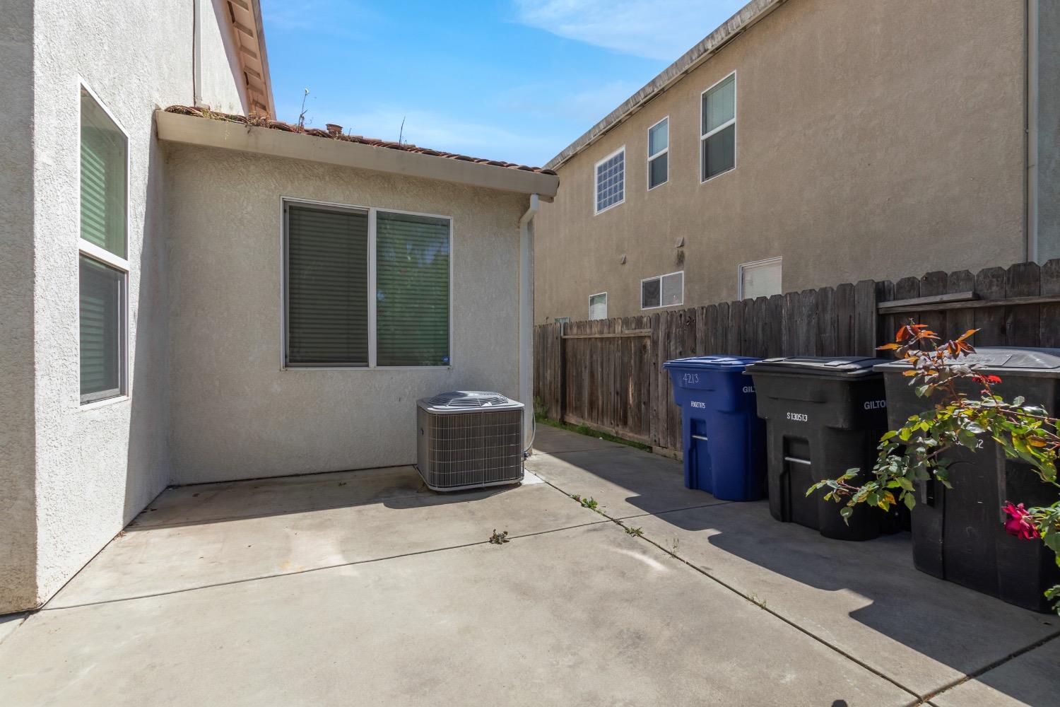 Detail Gallery Image 37 of 37 For 4213 Reunion Ct, Modesto,  CA 95356 - 4 Beds | 3 Baths