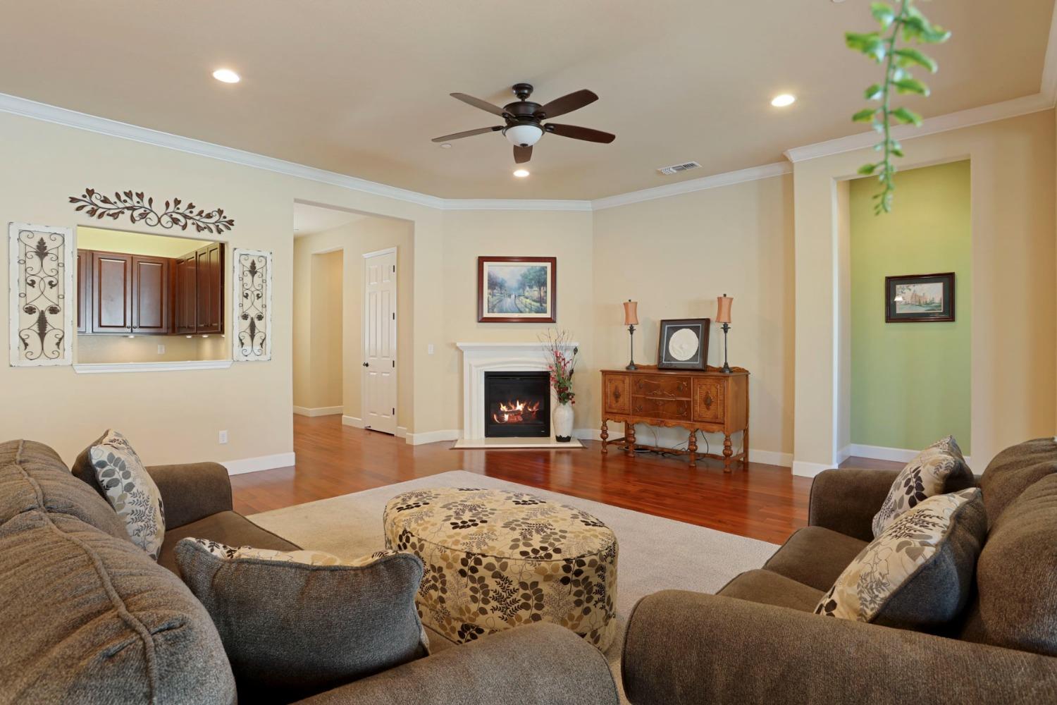 Detail Gallery Image 19 of 75 For 2609 Roseberry Ave, Manteca,  CA 95336 - 3 Beds | 2 Baths