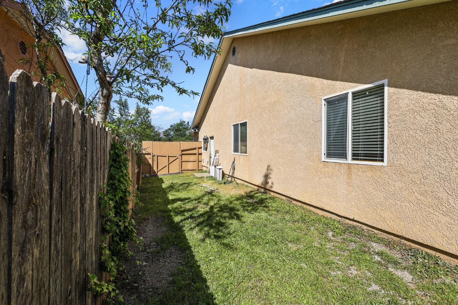 Detail Gallery Image 51 of 59 For 16771 Cape Cod Dr, Redding,  CA 96003 - 5 Beds | 2 Baths