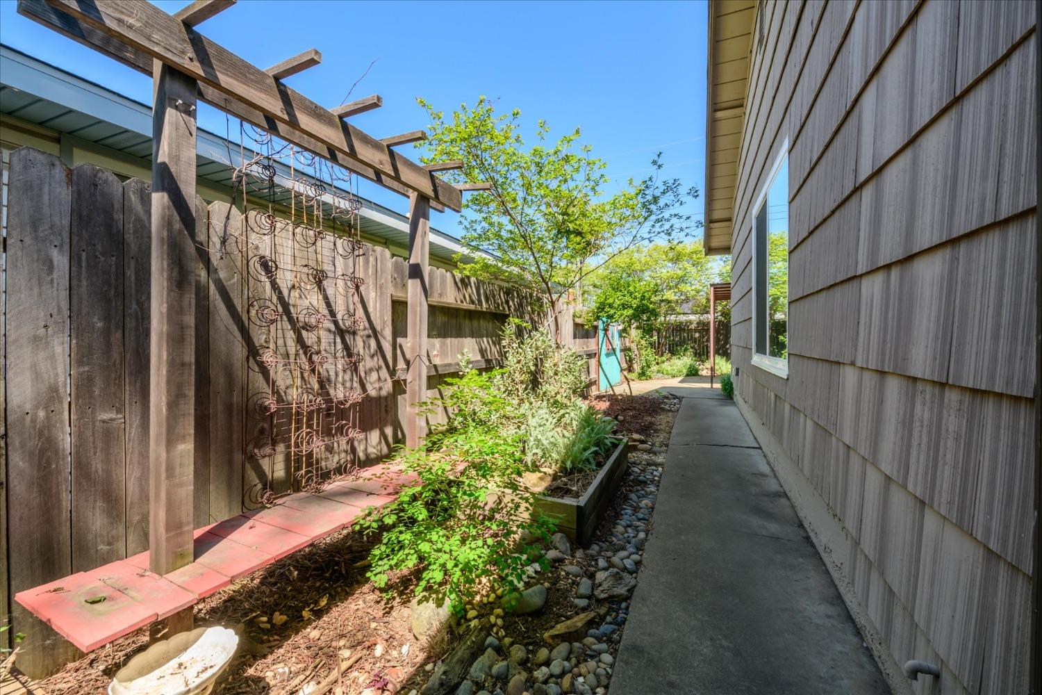Cabernet Way, Rancho Cordova, California image 30