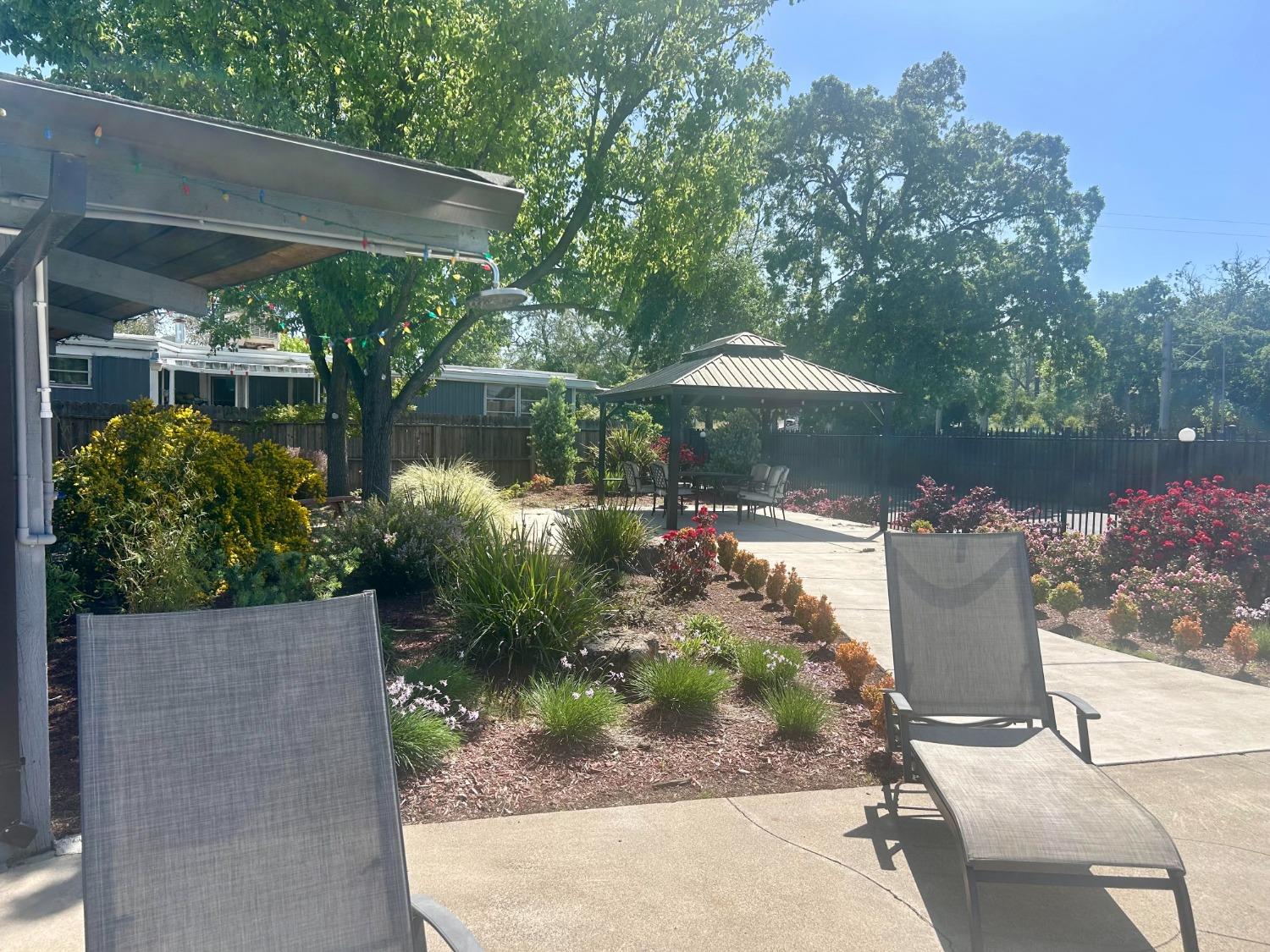 Detail Gallery Image 28 of 33 For 902 Del Paso Blvd 125, Sacramento,  CA 95815 - 2 Beds | 1 Baths