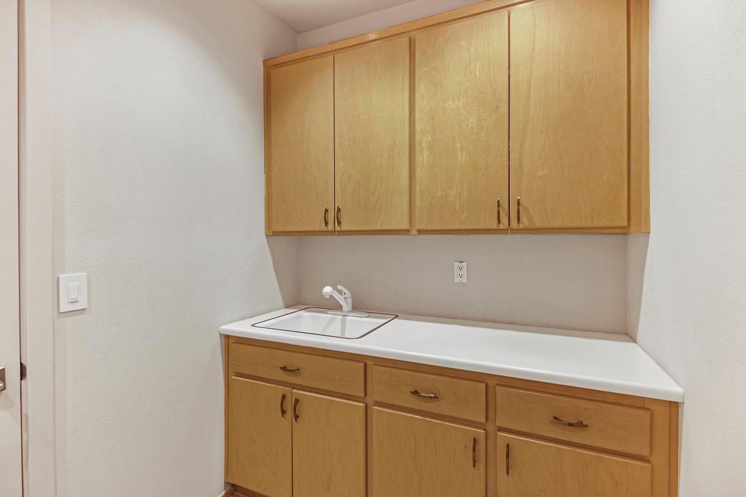 Detail Gallery Image 41 of 76 For 1946 Empire Oaks Ct, Gold River,  CA 95670 - 4 Beds | 4/2 Baths