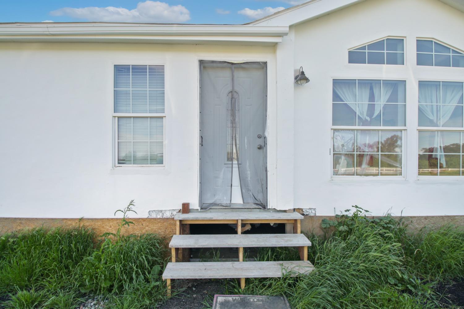 Detail Gallery Image 2 of 28 For 28764 County Road 4, Dunnigan,  CA 95937 - 3 Beds | 2 Baths
