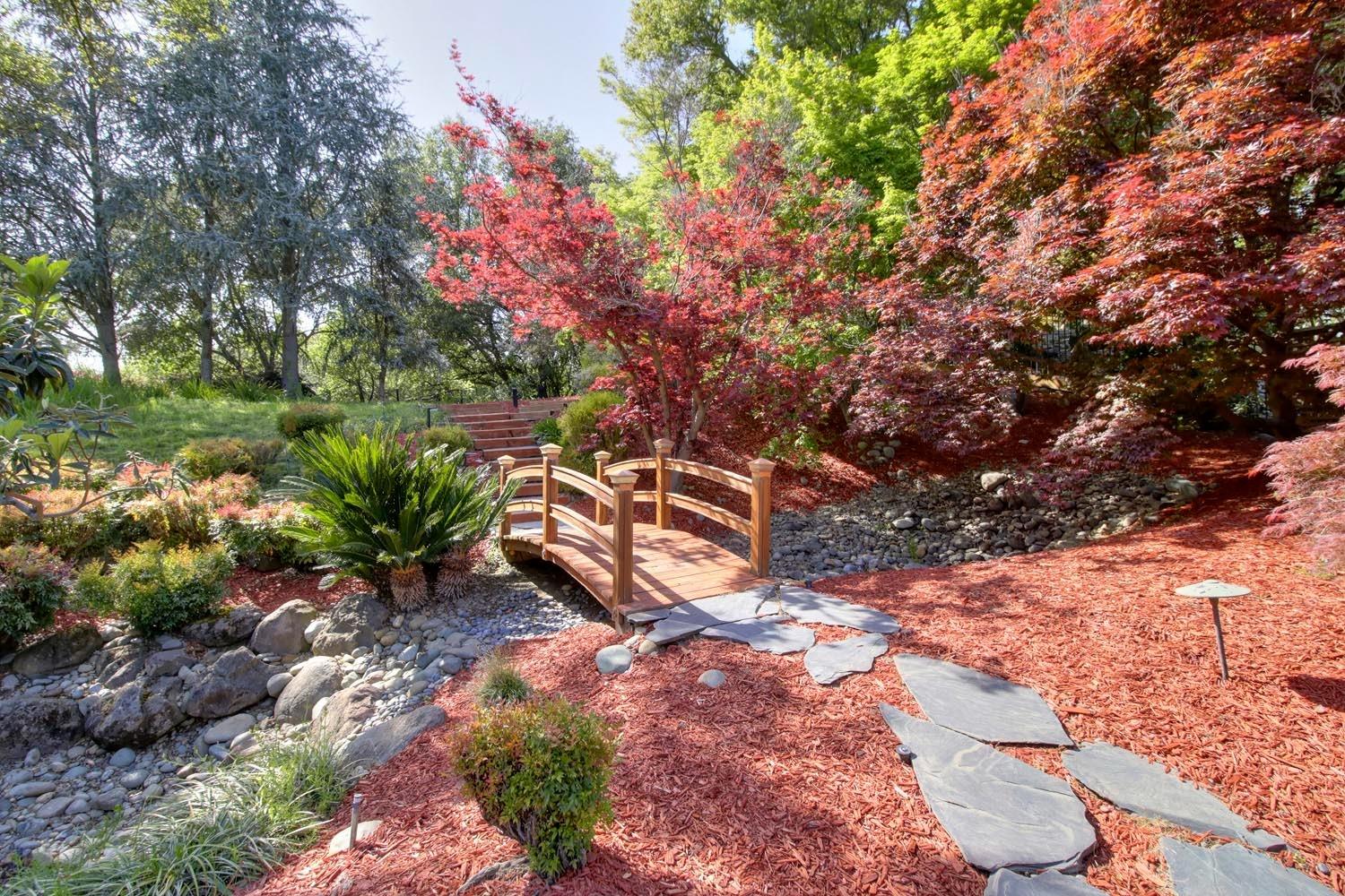 Detail Gallery Image 58 of 76 For 1946 Empire Oaks Ct, Gold River,  CA 95670 - 4 Beds | 4/2 Baths