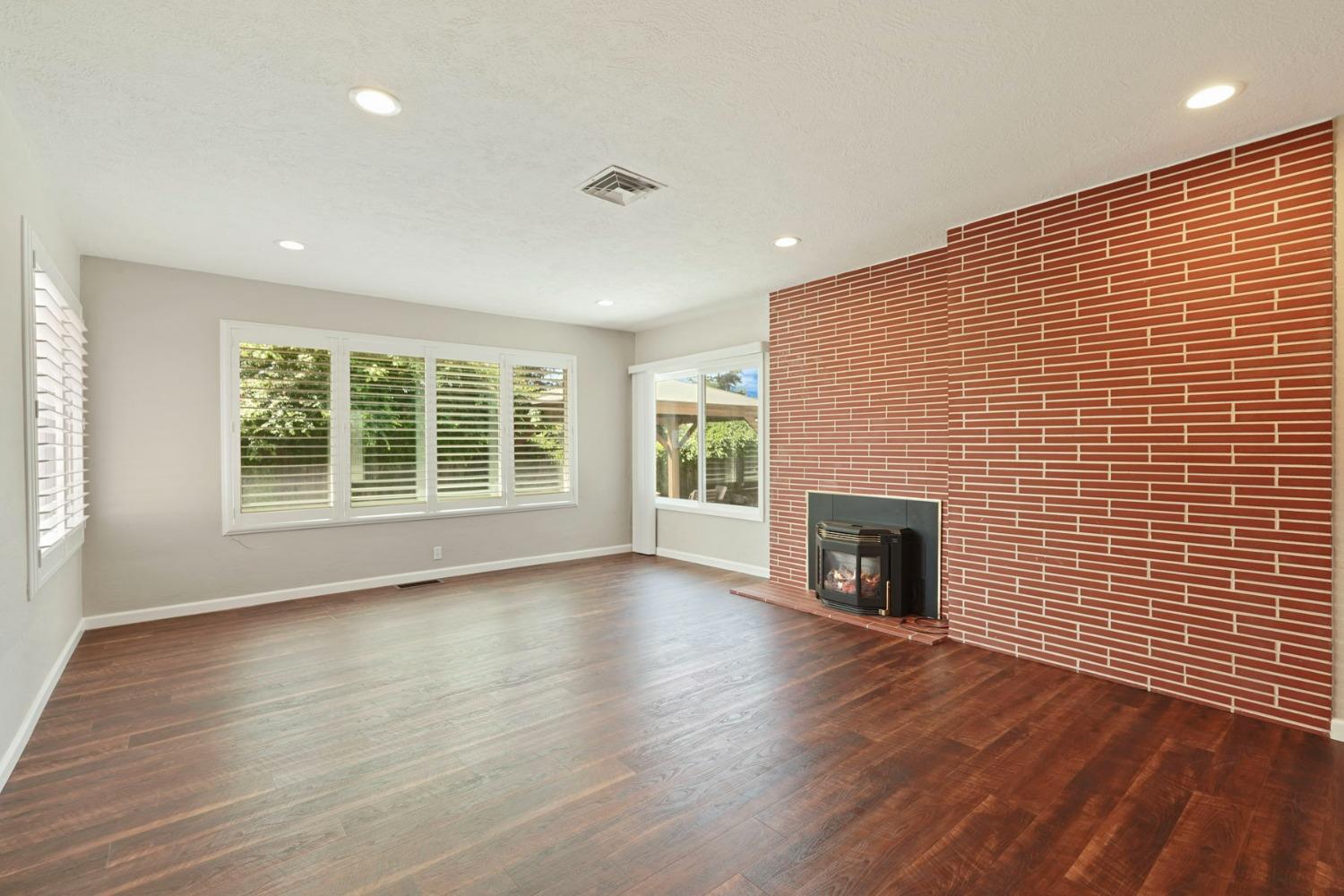 Detail Gallery Image 11 of 60 For 790 French Camp Rd, Stockton,  CA 95206 - 3 Beds | 2 Baths