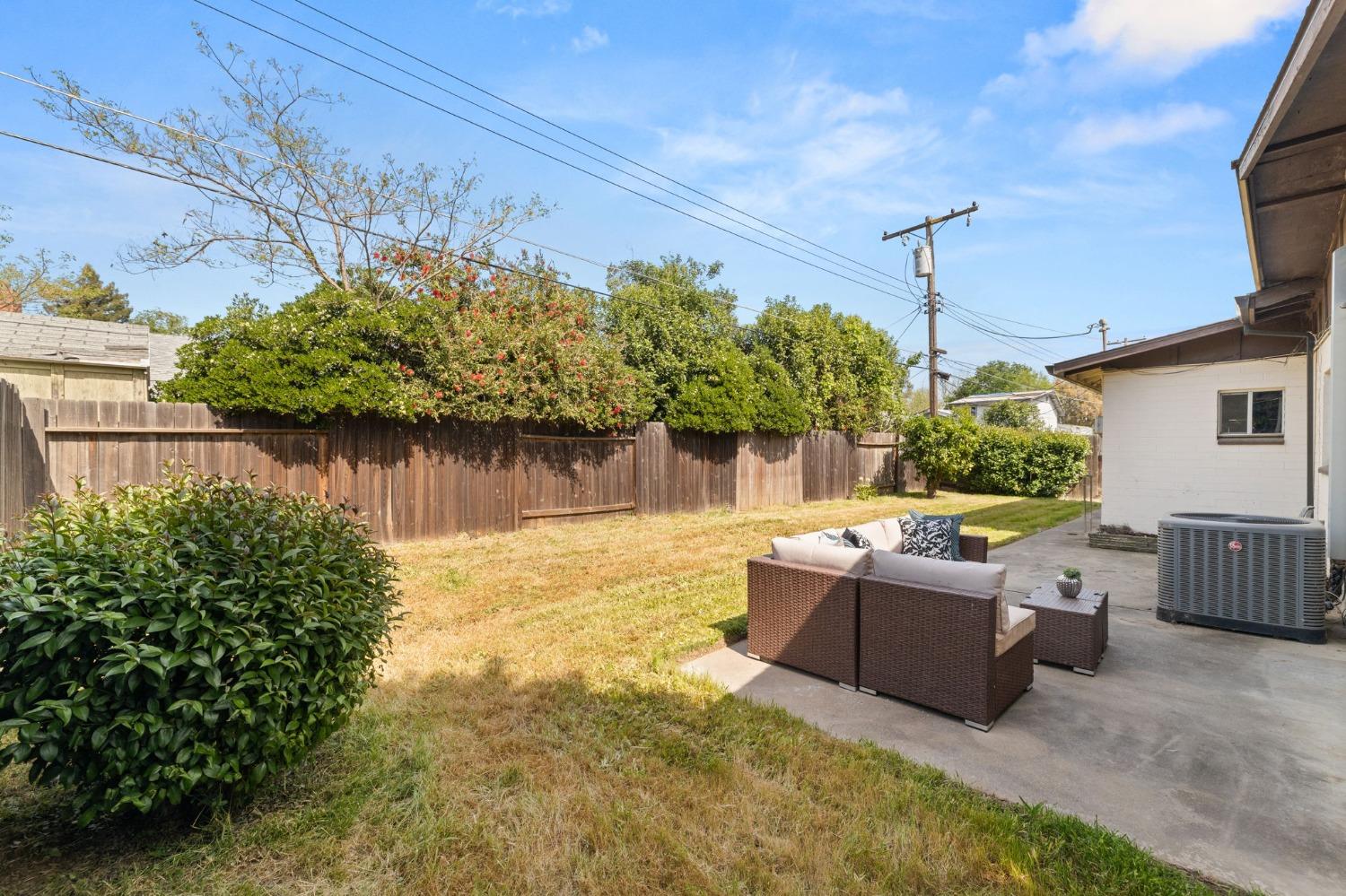 Pinot Way, Rancho Cordova, California image 31