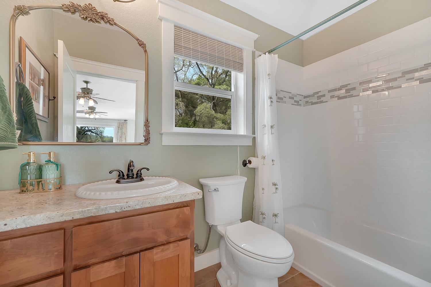 Detail Gallery Image 66 of 92 For 12860 Locust Ln, Sutter Creek,  CA 95685 - 3 Beds | 4 Baths