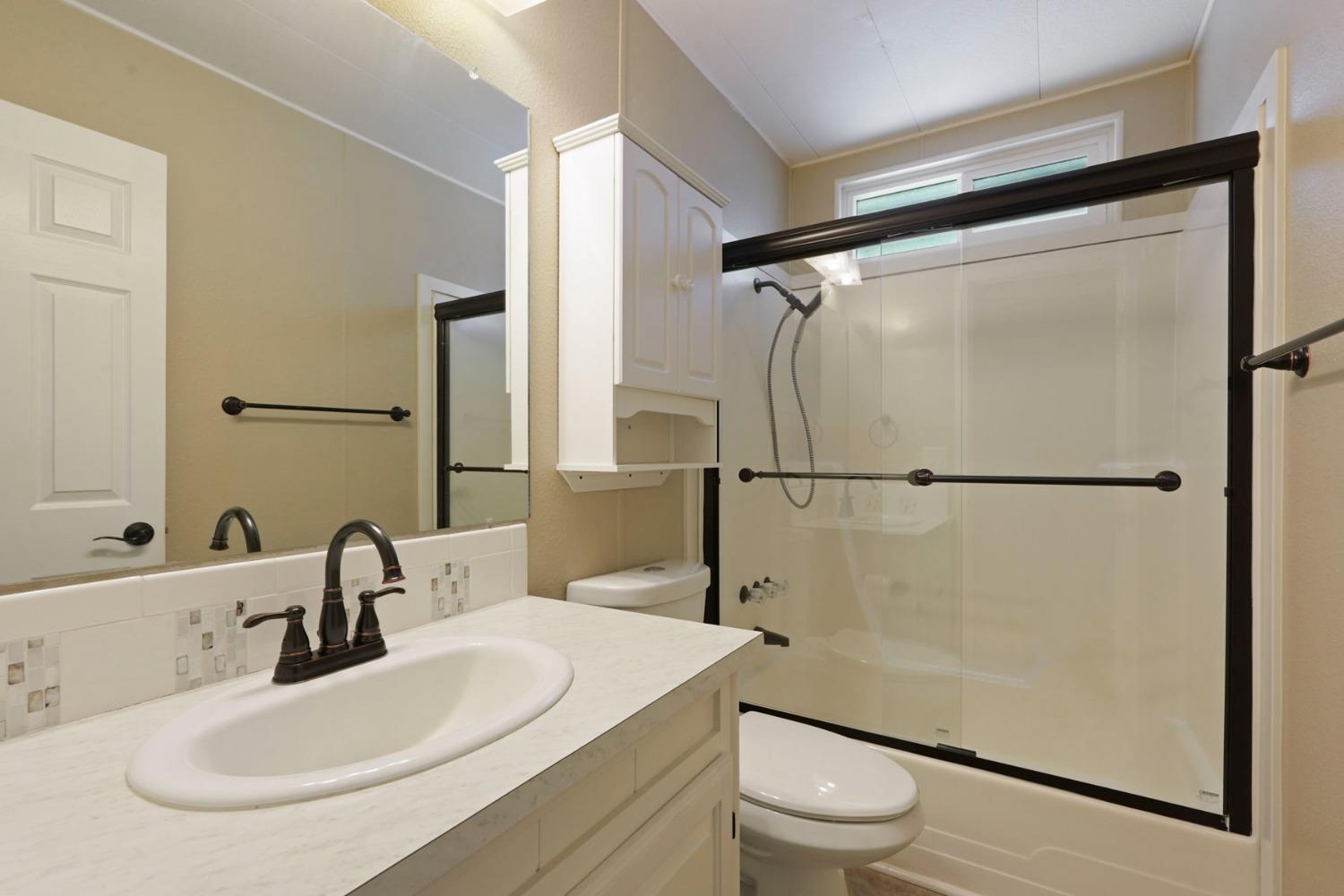 Detail Gallery Image 32 of 43 For 171 El Centro Dr, Lodi,  CA 95240 - 3 Beds | 2 Baths