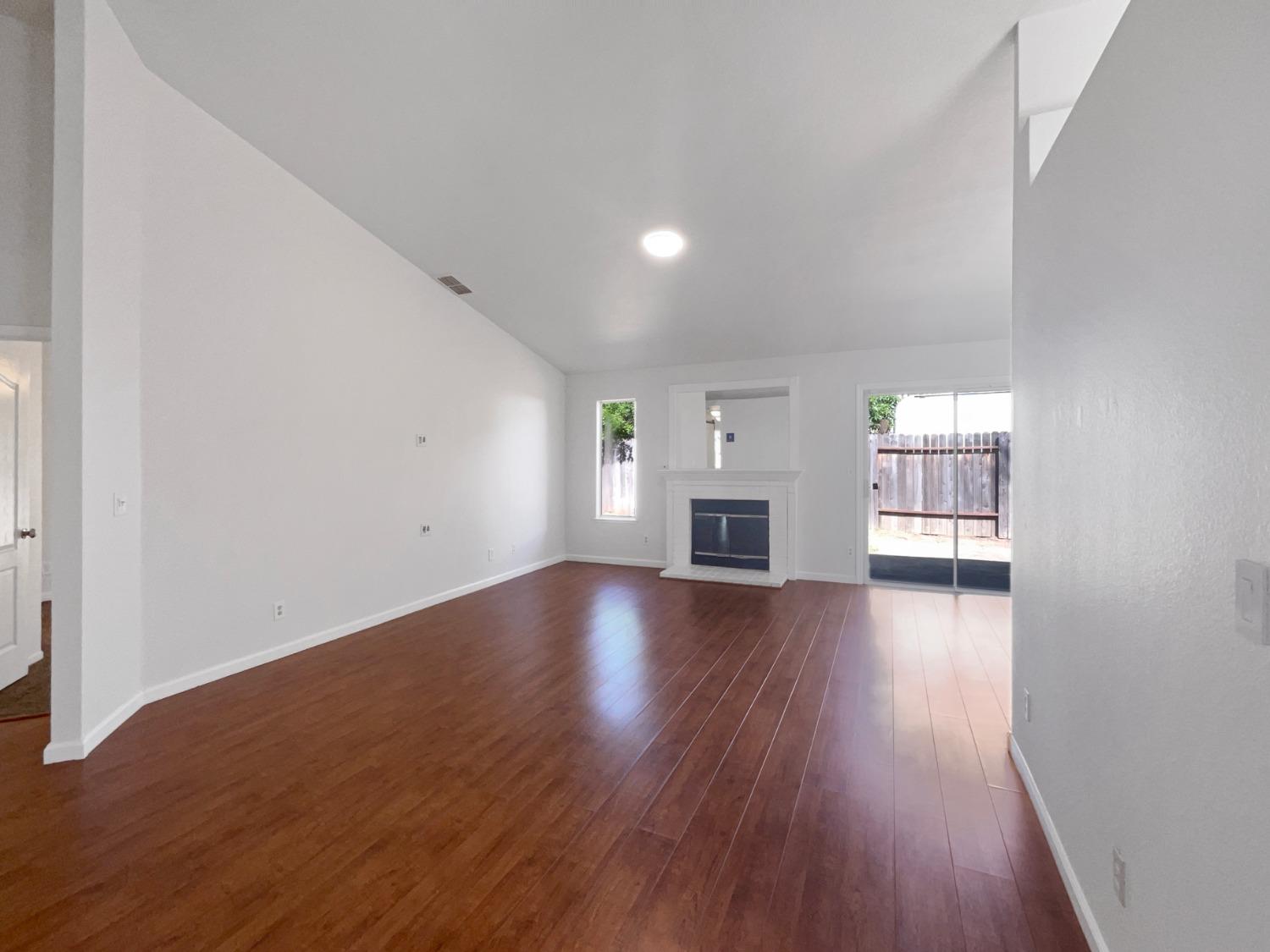 Wind Creek Drive, Sacramento, California image 3