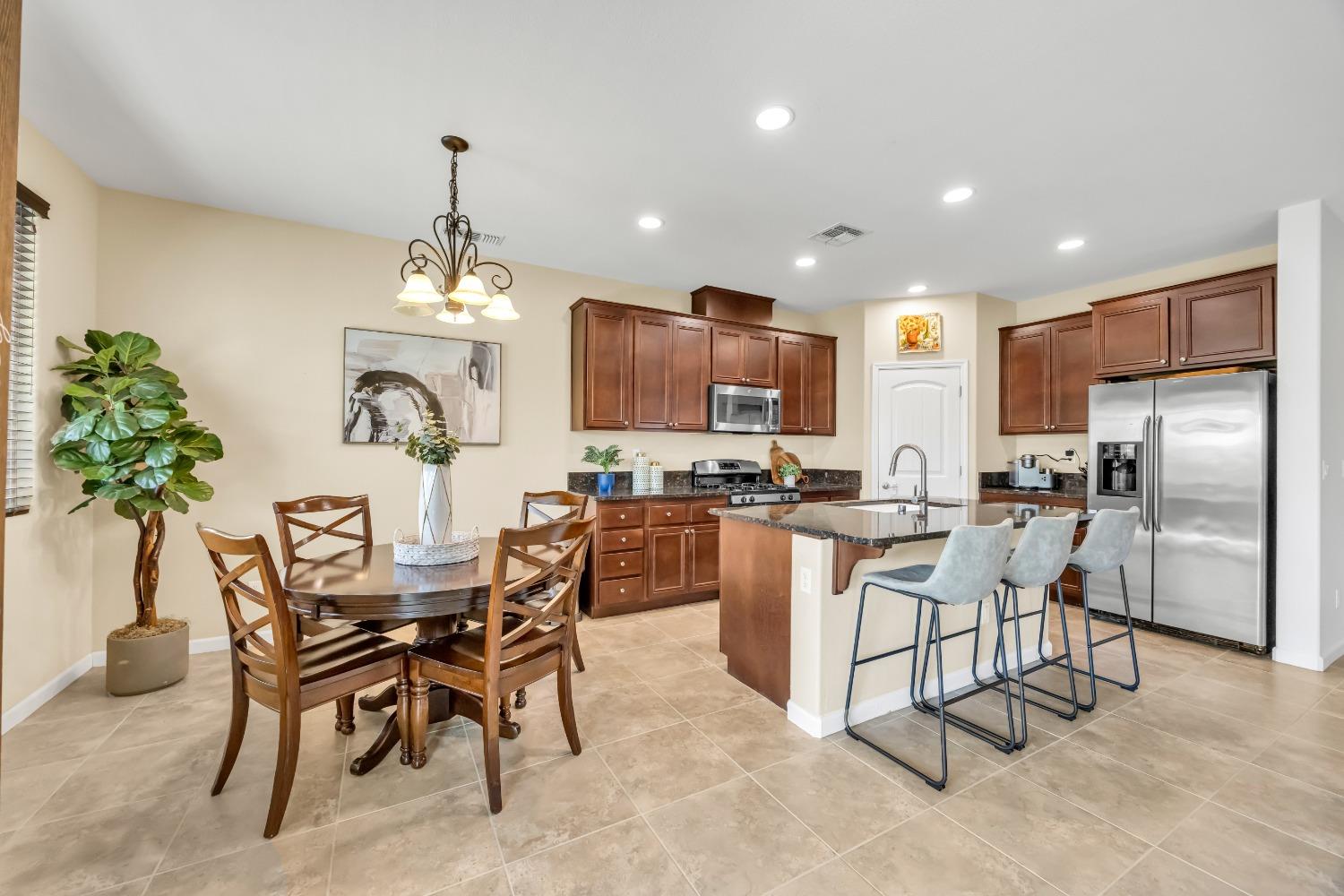 Cuyamaca Circle, Rancho Cordova, California image 11