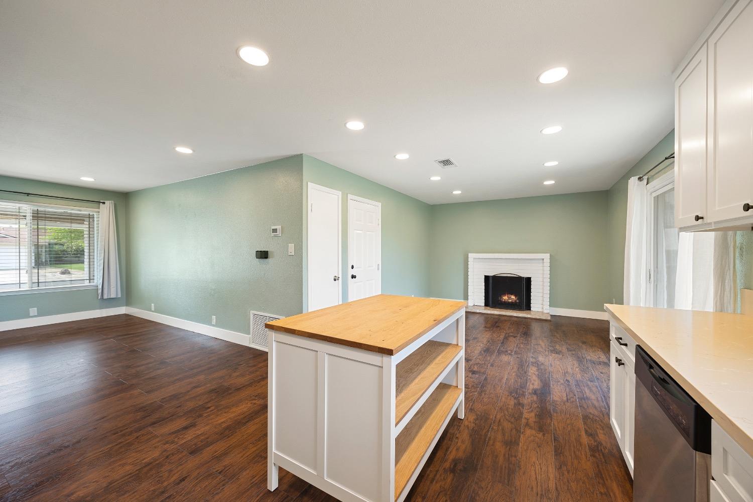 Mcgregor Drive, Rancho Cordova, California image 11