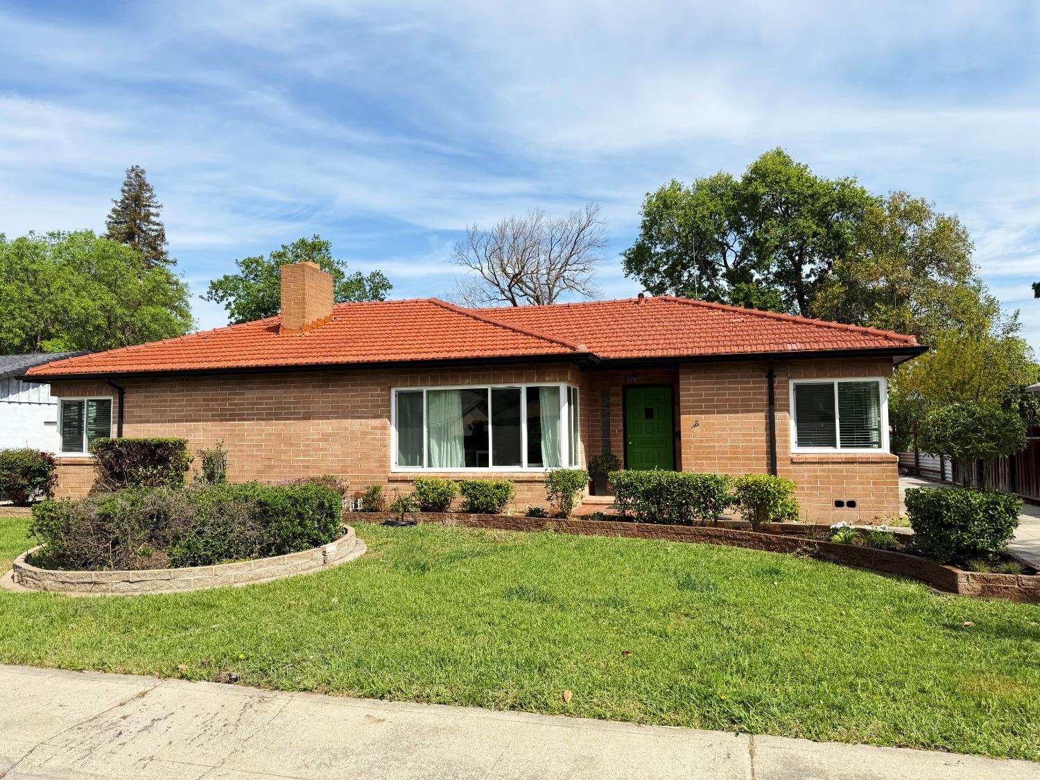 Detail Gallery Image 2 of 76 For 1629 Cortez Ave, Stockton,  CA 95209 - 3 Beds | 1 Baths