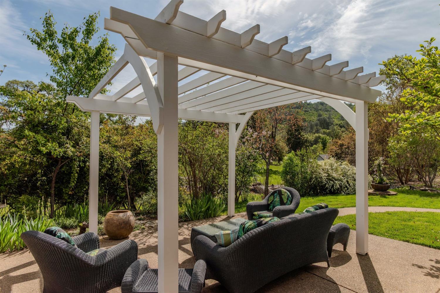 Detail Gallery Image 70 of 92 For 12860 Locust Ln, Sutter Creek,  CA 95685 - 3 Beds | 4 Baths