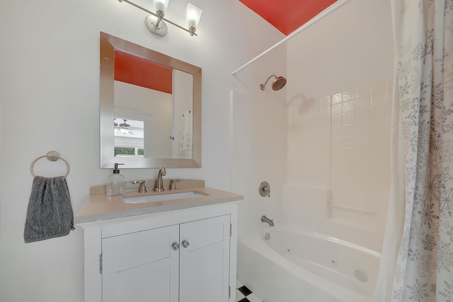 Detail Gallery Image 57 of 92 For 12860 Locust Ln, Sutter Creek,  CA 95685 - 3 Beds | 4 Baths