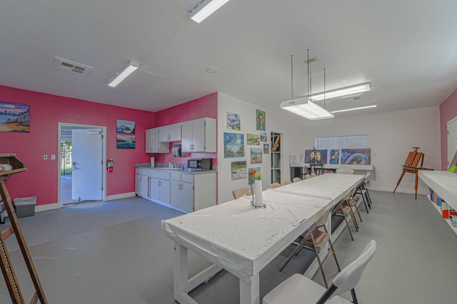 Detail Gallery Image 43 of 47 For 132 Sloop, Modesto,  CA 95356 - 2 Beds | 2 Baths