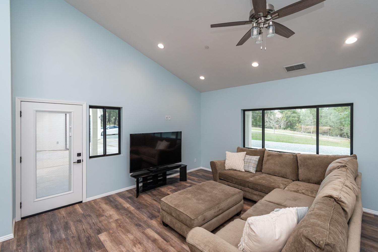 Detail Gallery Image 51 of 93 For 3000 Springhill Rd, Somerset,  CA 95684 - 3 Beds | 2/1 Baths