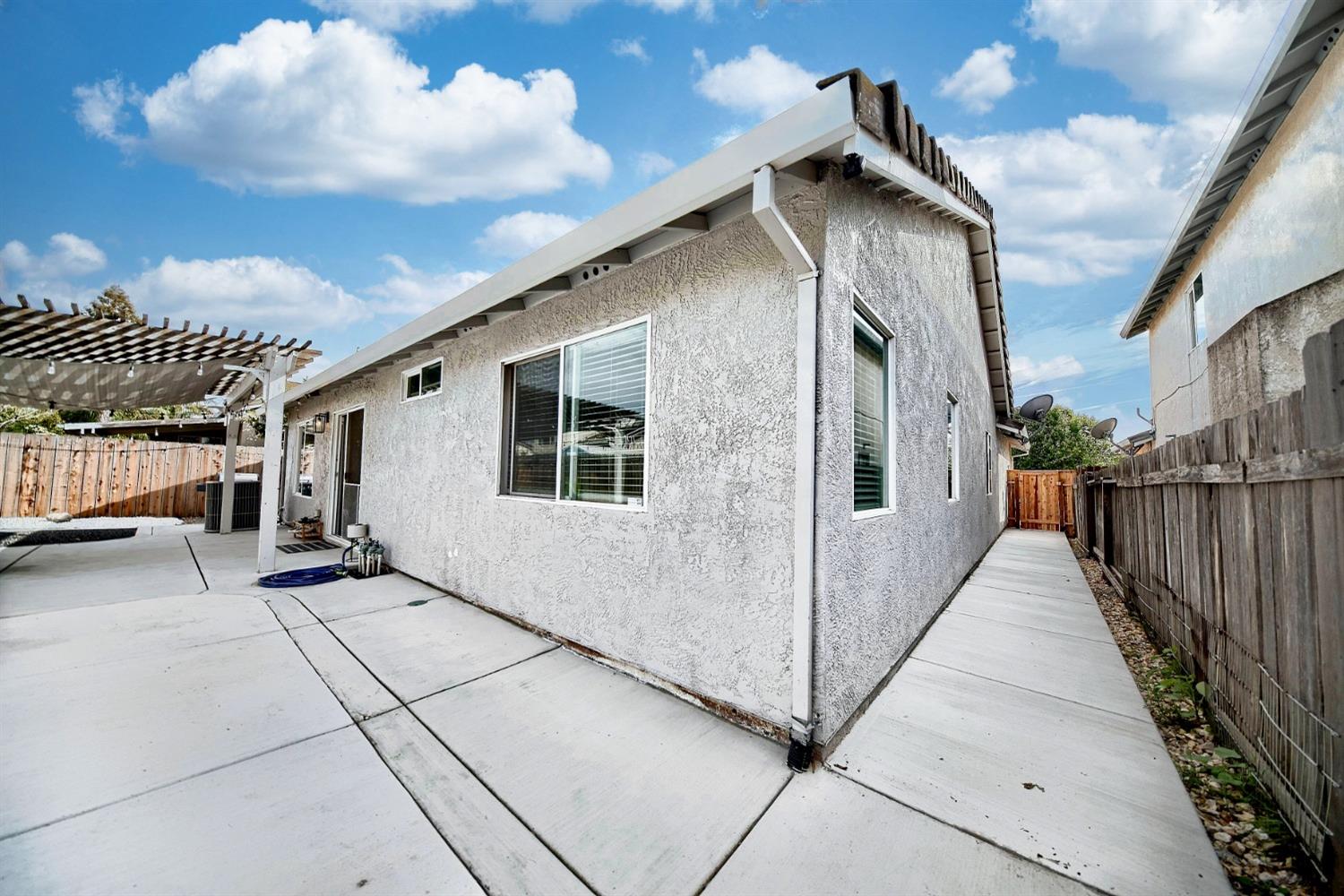 Detail Gallery Image 64 of 69 For 1683 William Moss Blvd, Stockton,  CA 95206 - 3 Beds | 2 Baths