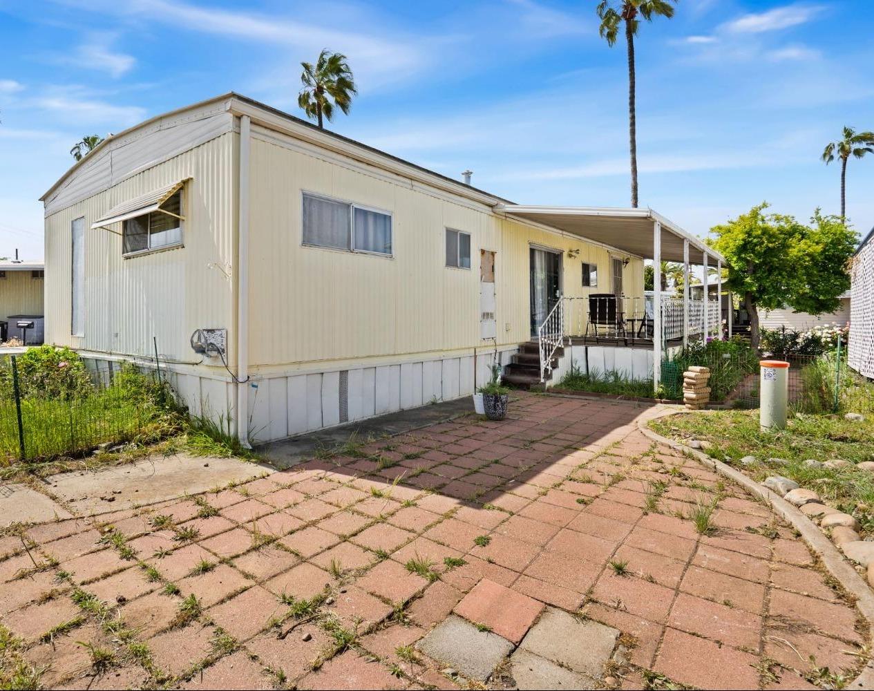 Detail Gallery Image 19 of 25 For 8181 Folsom Blvd 8, Sacramento,  CA 95826 - 2 Beds | 2 Baths