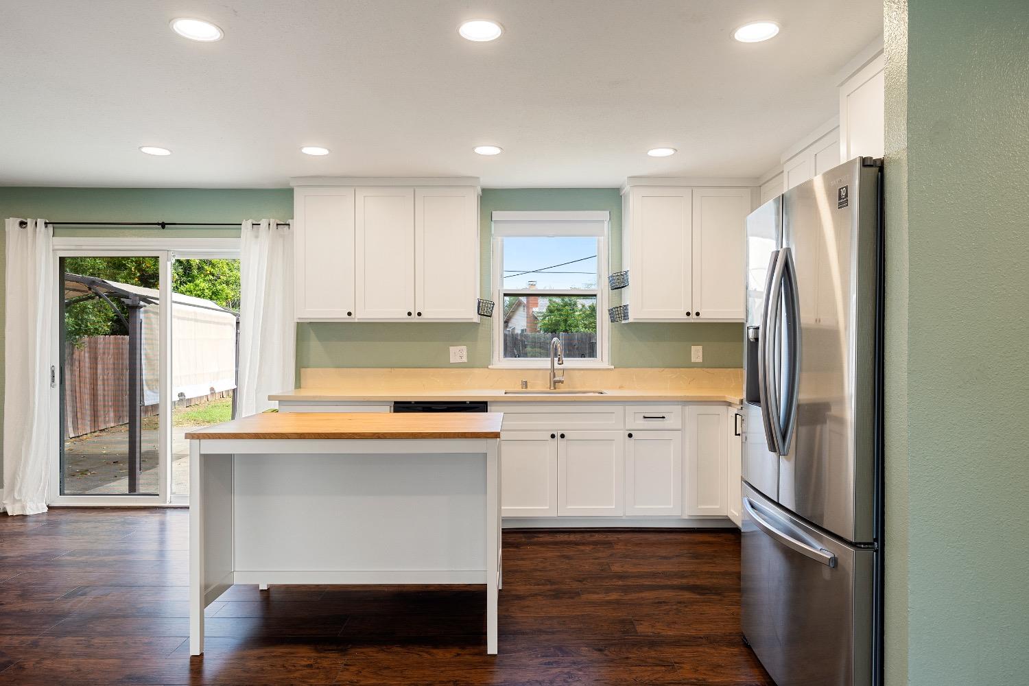 Mcgregor Drive, Rancho Cordova, California image 12