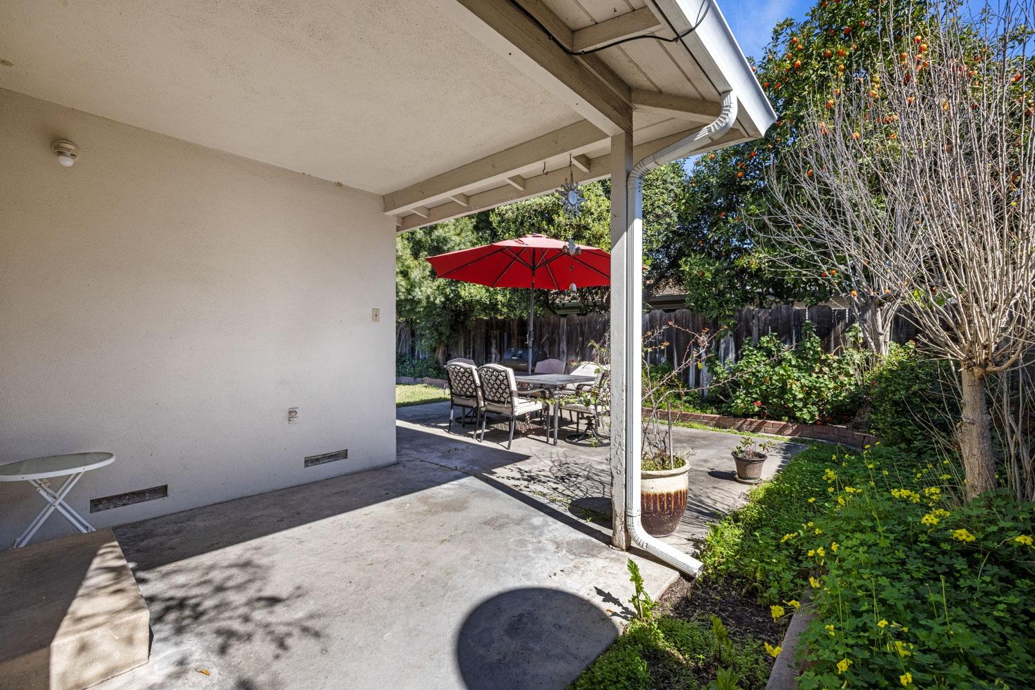 Detail Gallery Image 33 of 37 For 1610 Springwood Dr, Modesto,  CA 95350 - 3 Beds | 2 Baths