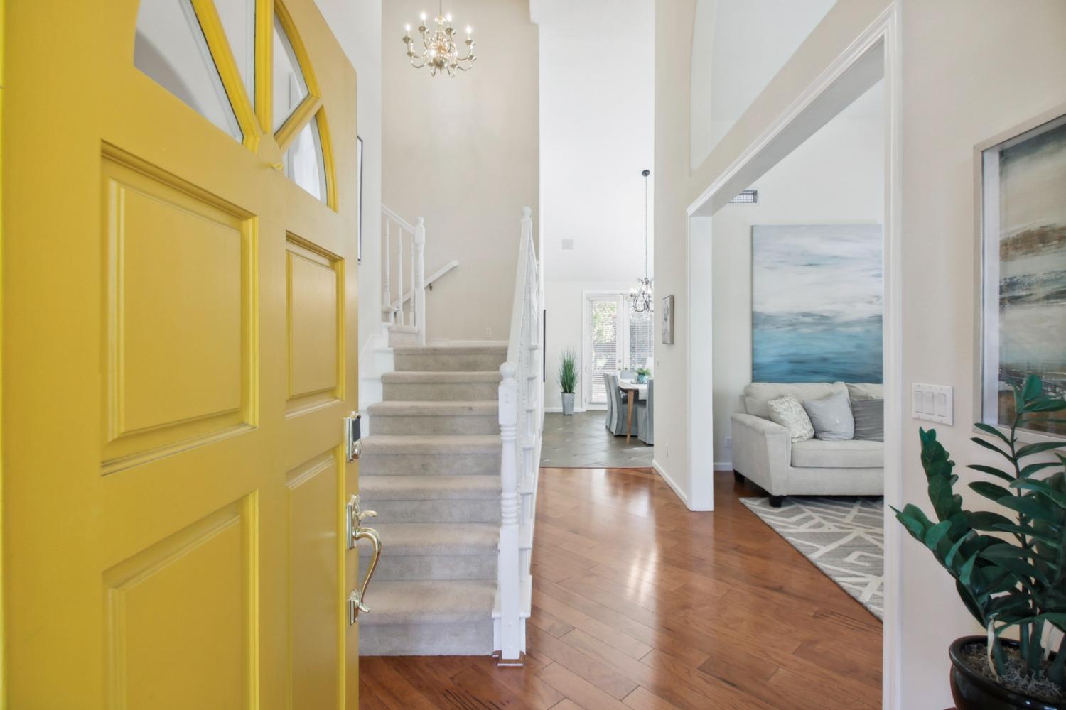 Detail Gallery Image 4 of 55 For 2119 Dinosaur Pl, Davis,  CA 95616 - 4 Beds | 2/1 Baths