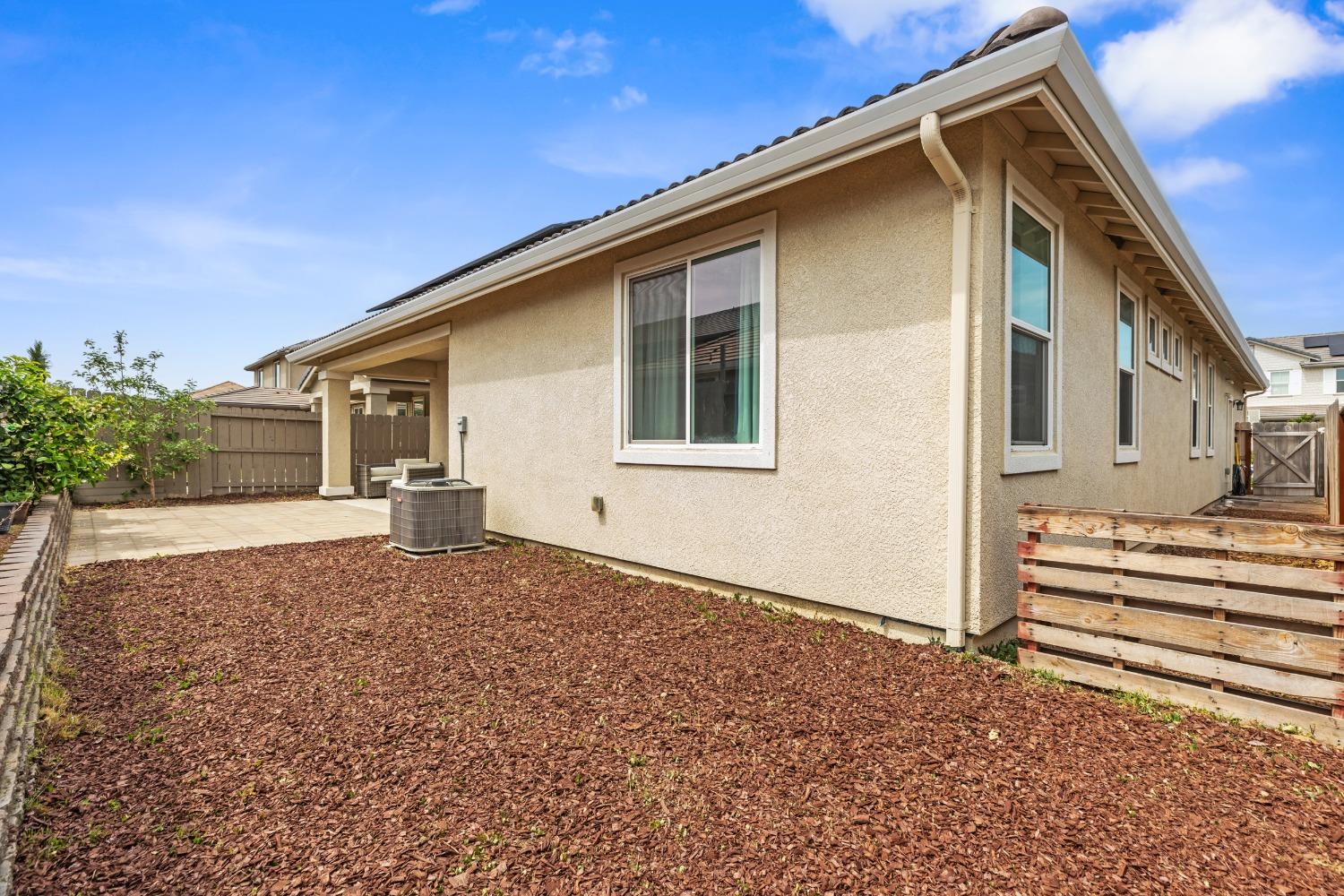 Detail Gallery Image 30 of 36 For 1614 Veteran St, Manteca,  CA 95337 - 4 Beds | 3 Baths