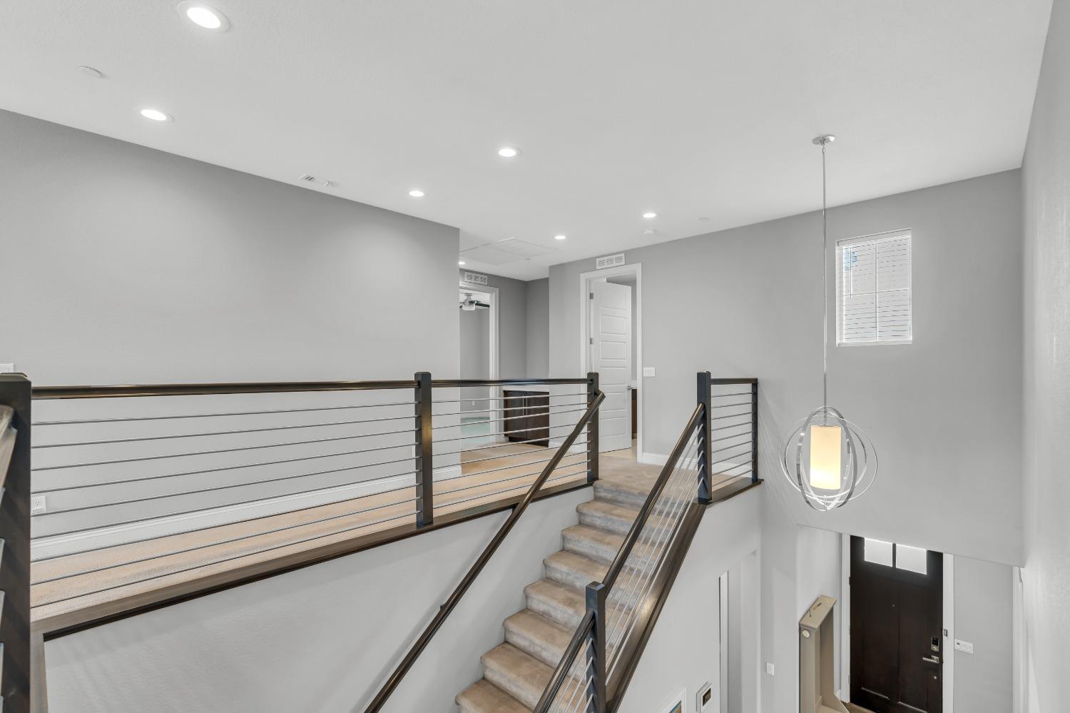 Detail Gallery Image 42 of 70 For 1725 Marina Dr, Lathrop,  CA 95330 - 5 Beds | 3/1 Baths