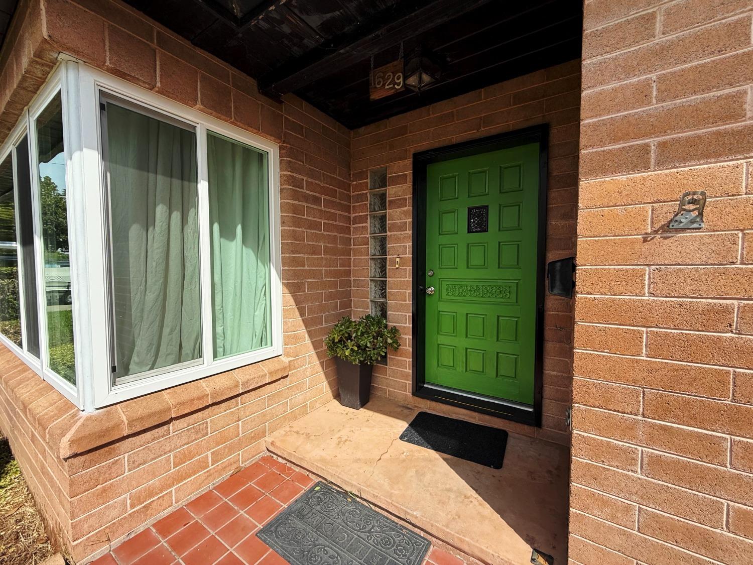 Detail Gallery Image 5 of 76 For 1629 Cortez Ave, Stockton,  CA 95209 - 3 Beds | 1 Baths