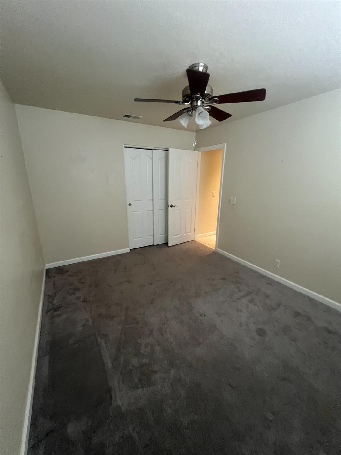 Detail Gallery Image 10 of 16 For 10022 River Oaks Dr, Stockton,  CA 95209 - 3 Beds | 2 Baths