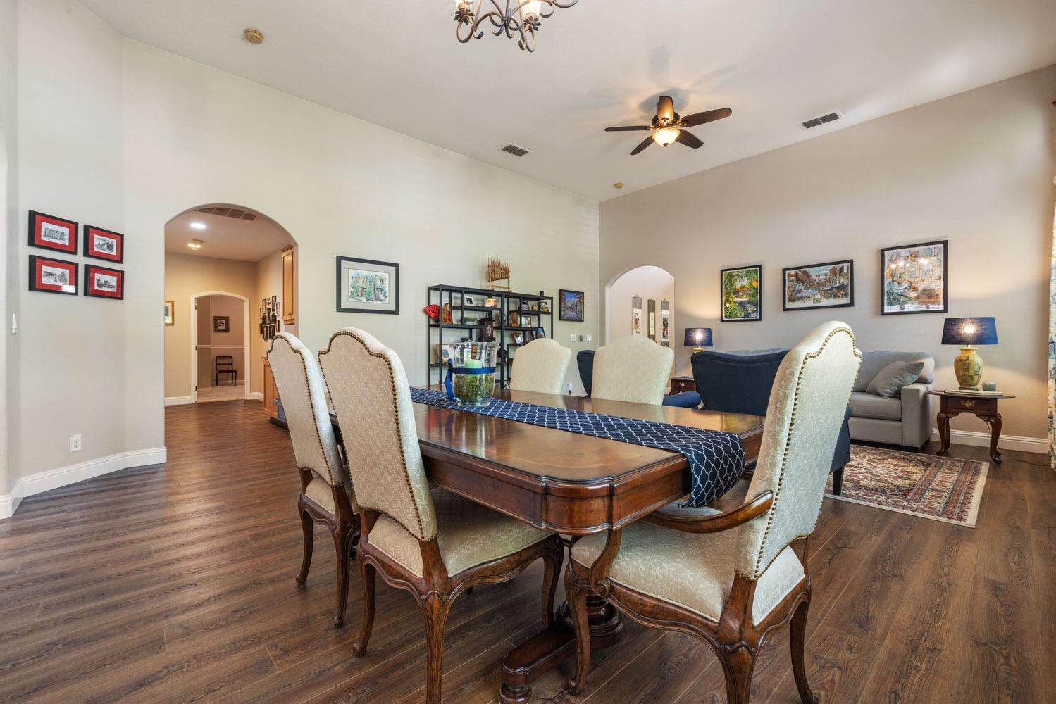 Detail Gallery Image 17 of 49 For 4020 Persimmon, Turlock,  CA 95382 - 4 Beds | 3 Baths