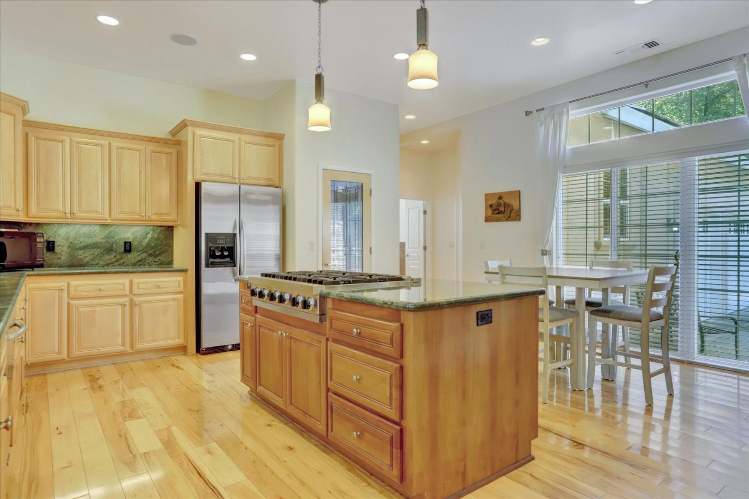 Detail Gallery Image 15 of 74 For 17582 Chaparral Dr, Penn Valley,  CA 95946 - 5 Beds | 4 Baths