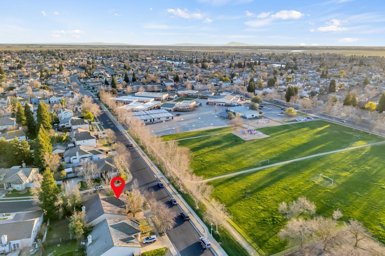 Lakepoint Drive, Elk Grove, California image 42