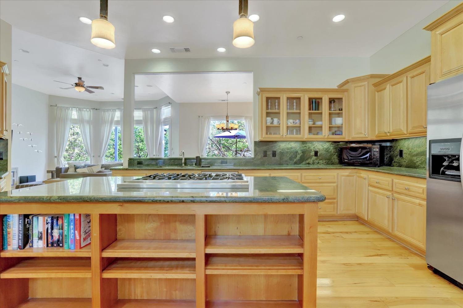 Detail Gallery Image 22 of 74 For 17582 Chaparral Dr, Penn Valley,  CA 95946 - 5 Beds | 4 Baths