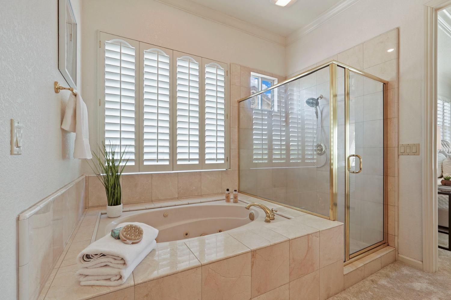 Detail Gallery Image 34 of 95 For 5474 Saint Andrews Dr, Stockton,  CA 95219 - 4 Beds | 3/1 Baths