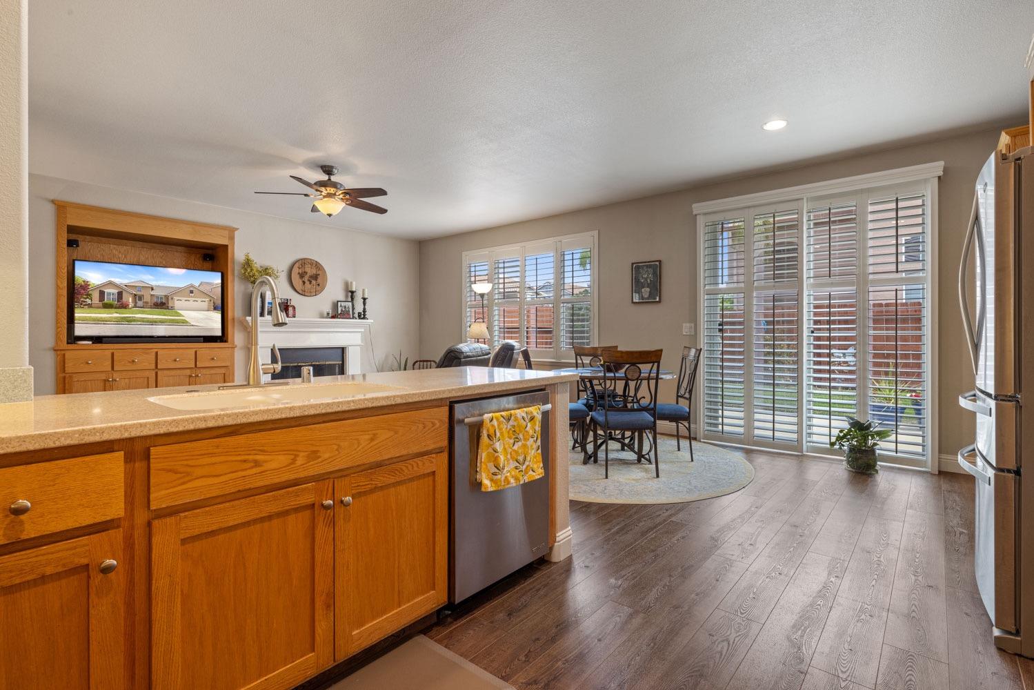 Detail Gallery Image 25 of 49 For 4020 Persimmon, Turlock,  CA 95382 - 4 Beds | 3 Baths