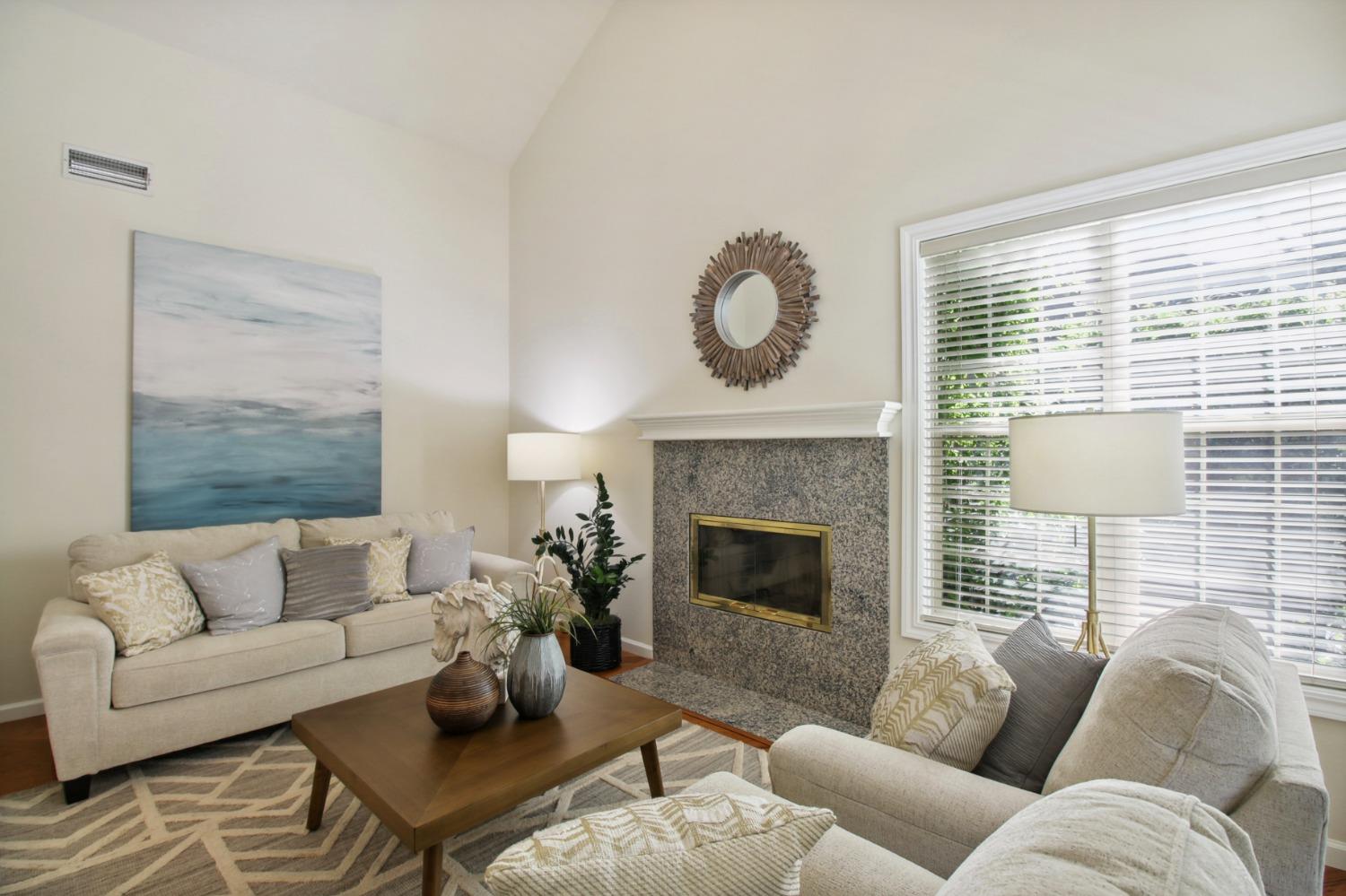 Detail Gallery Image 9 of 55 For 2119 Dinosaur Pl, Davis,  CA 95616 - 4 Beds | 2/1 Baths