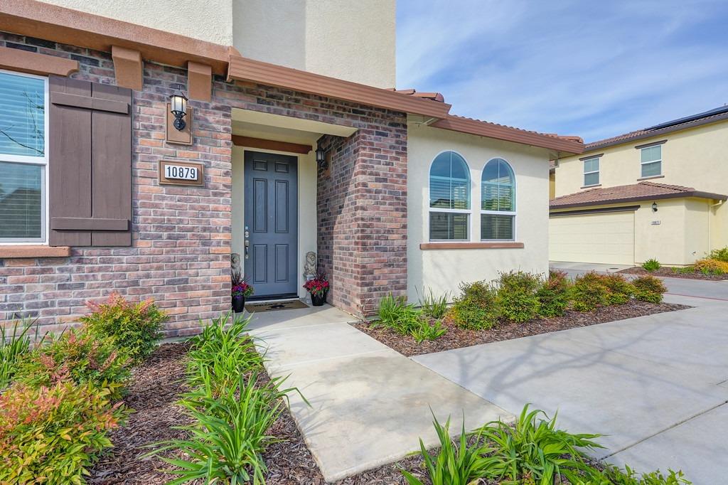Portico Circle, Rancho Cordova, California image 5