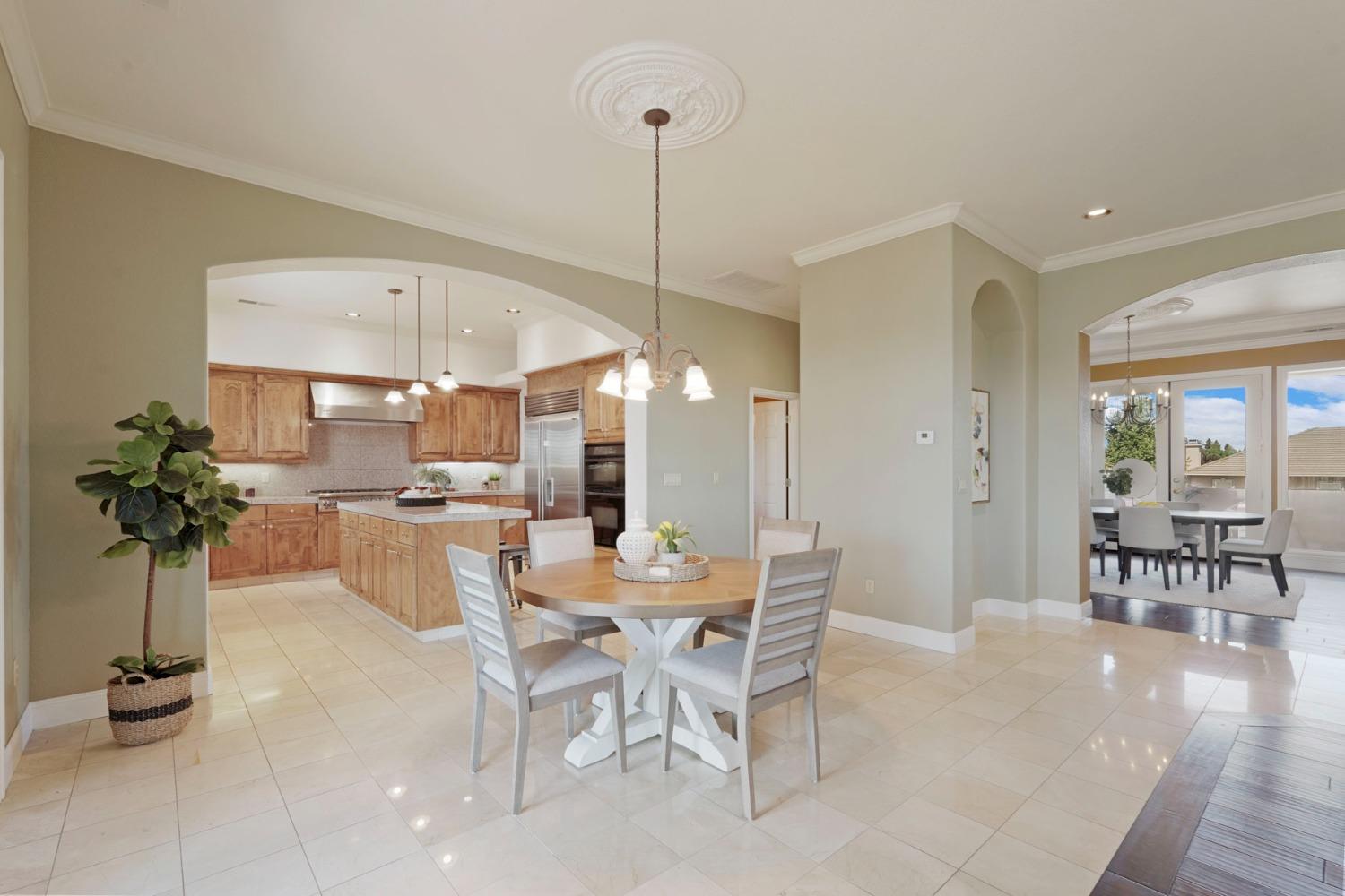 Detail Gallery Image 19 of 95 For 5474 Saint Andrews Dr, Stockton,  CA 95219 - 4 Beds | 3/1 Baths