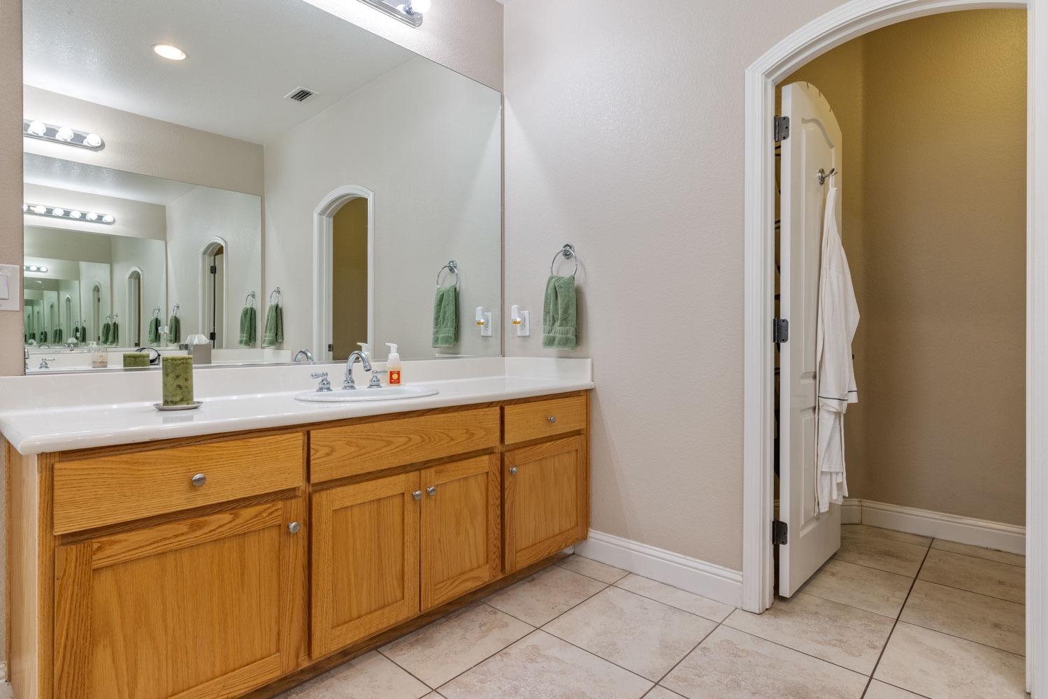 Detail Gallery Image 44 of 49 For 4020 Persimmon, Turlock,  CA 95382 - 4 Beds | 3 Baths