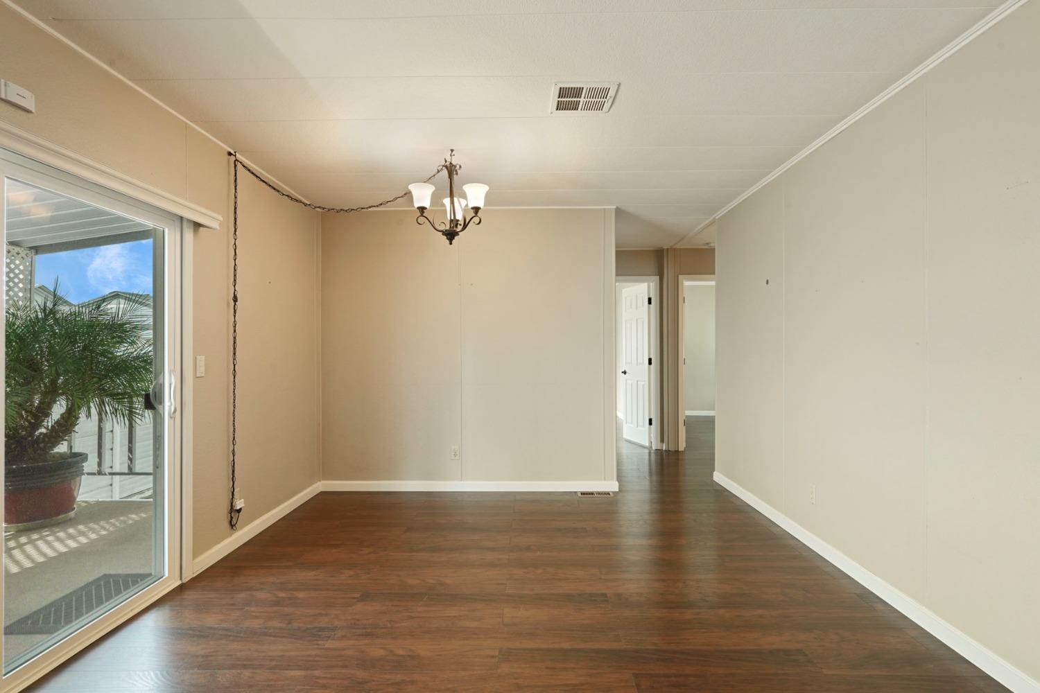 Detail Gallery Image 28 of 43 For 171 El Centro Dr, Lodi,  CA 95240 - 3 Beds | 2 Baths