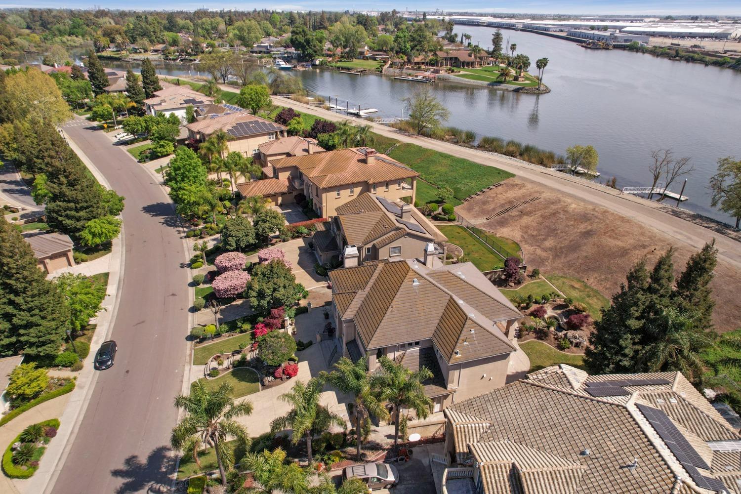 Detail Gallery Image 88 of 95 For 5474 Saint Andrews Dr, Stockton,  CA 95219 - 4 Beds | 3/1 Baths