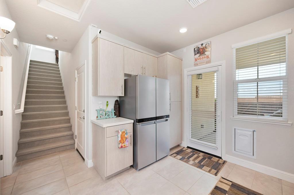 Portico Circle, Rancho Cordova, California image 18