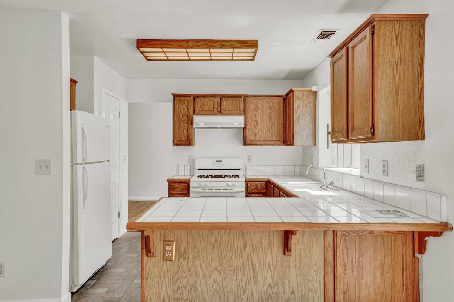 Detail Gallery Image 26 of 36 For 2820 Stone Ter, Modesto,  CA 95355 - 3 Beds | 2/1 Baths