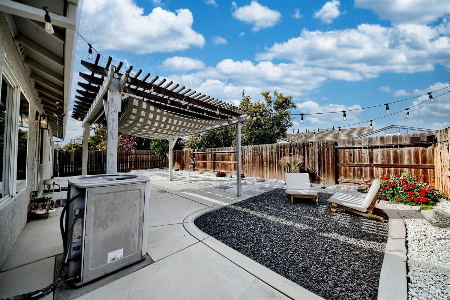 Detail Gallery Image 61 of 69 For 1683 William Moss Blvd, Stockton,  CA 95206 - 3 Beds | 2 Baths