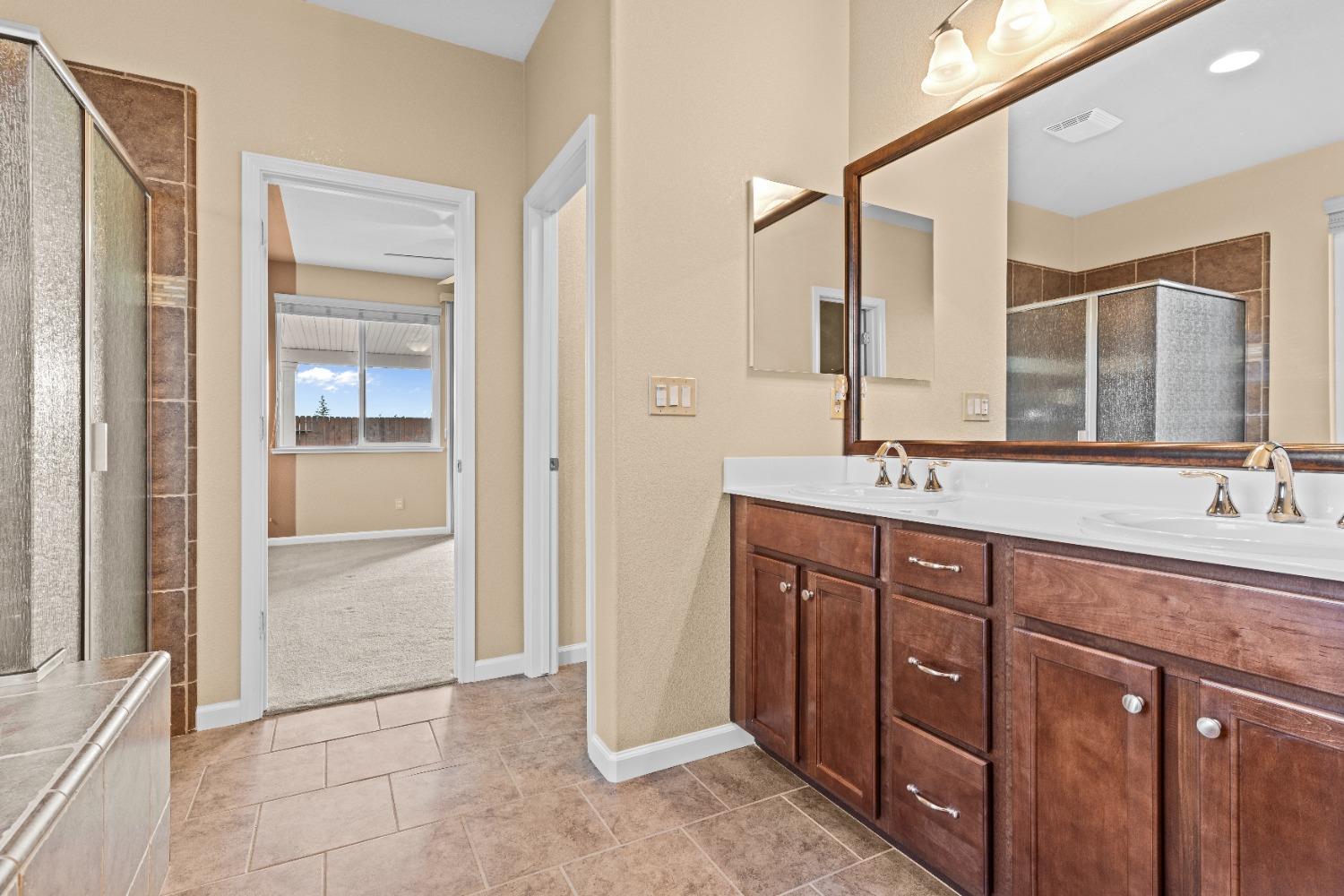 Orbeck Court, Auburn, California image 39
